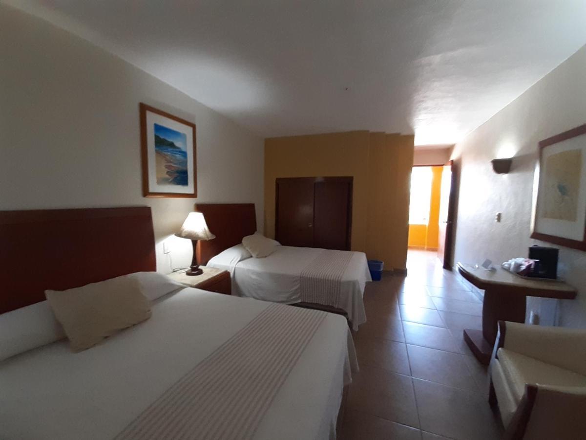 Hotel Maria Teresa Playa Azul Buitenkant foto
